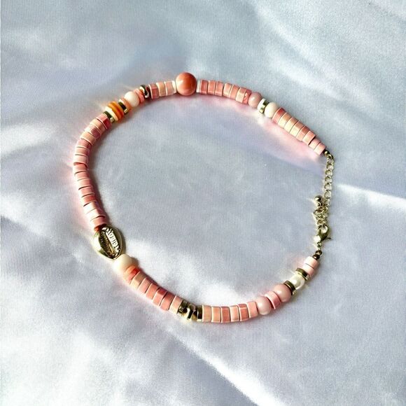 Short Choker Style Light Pink Beaded Necklace with Gold Accents and Shell Detail - Picture 1 of 8